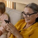 Empoderado polo teu peto: Signos vitais baseados en teléfonos intelixentes para o tratamento da diabetes 6 Tomando as rendas da súa saúde: o auxe da monitorización de constantes vitais baseada en teléfonos intelixentes para enfermidades crónicas